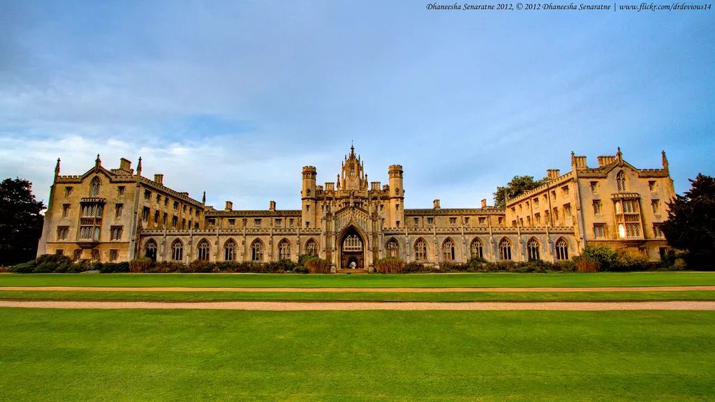 对比：剑桥大学31个学院在学术费用位置等优缺点分析（21~31）  数据 英国留学 剑桥大学 第9张