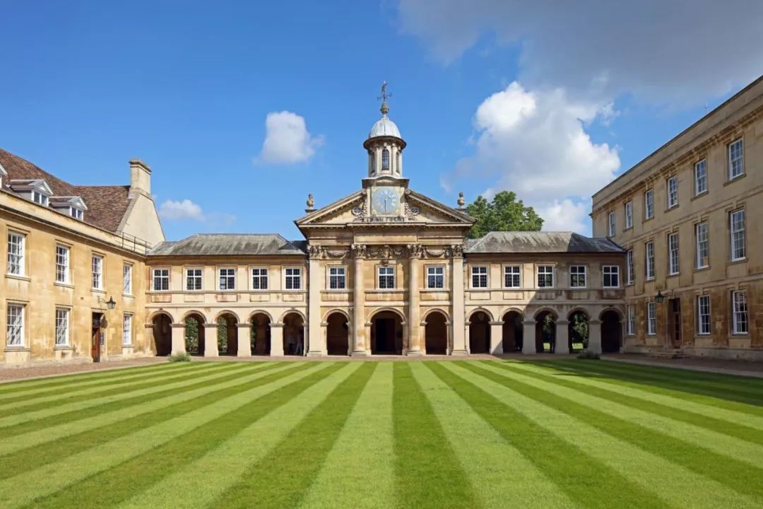 对比：剑桥大学31个学院在学术费用位置等优缺点分析（1~10）  英国留学 剑桥大学 第9张