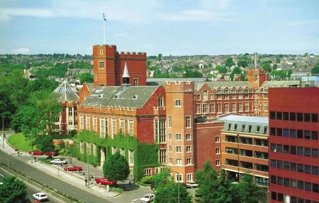 盘点英国10个颜值爆表的大学，在这里面上学天天胜似神仙  英国大学 剑桥大学 第19张