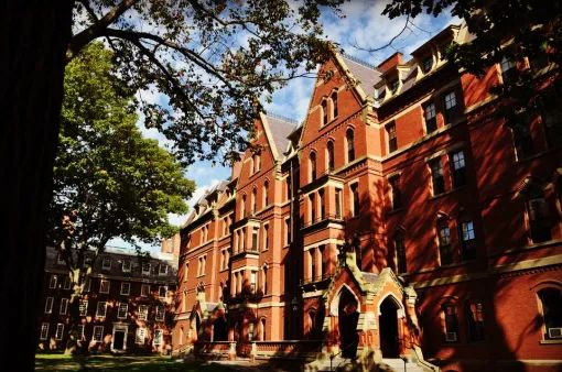 哈佛与MIT 近邻却不同 附近还有一著名文理女校Wellesley韦尔斯利  留学 第1张
