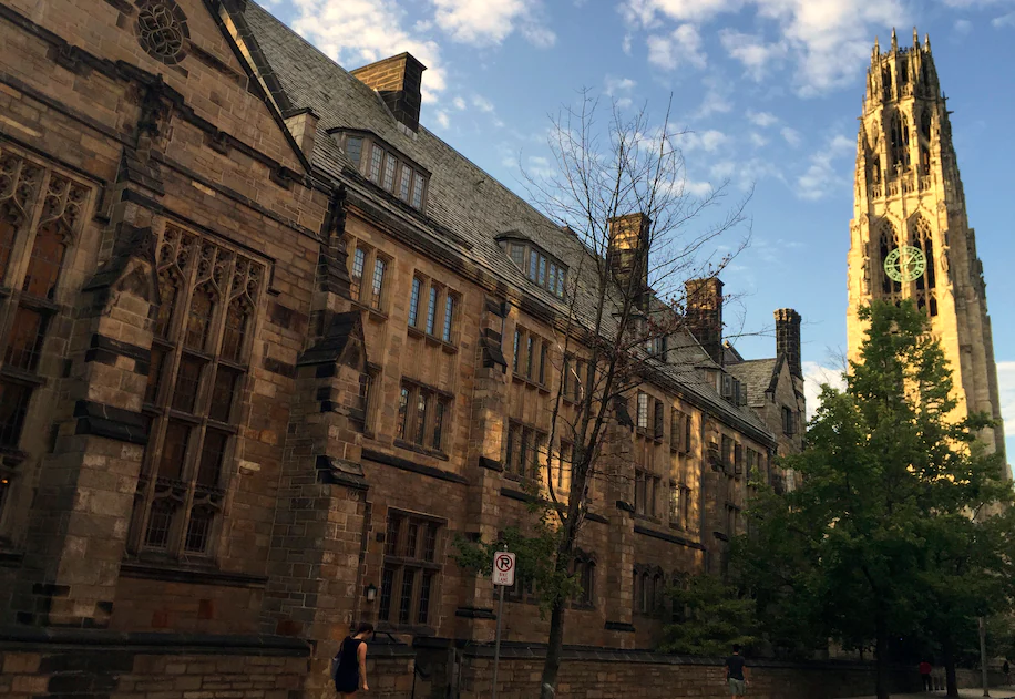 耶鲁大学正在走向衰落？